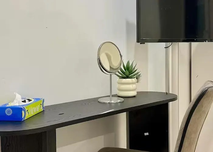 Pansiyon In New A Renovated House With Modern Furniture Esch-sur-Alzette