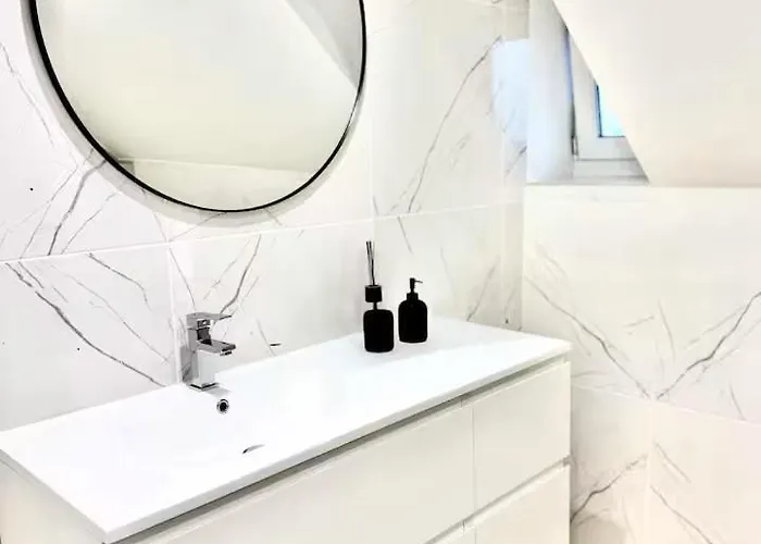 In New A Renovated House With Modern Furniture Esch-sur-Alzette